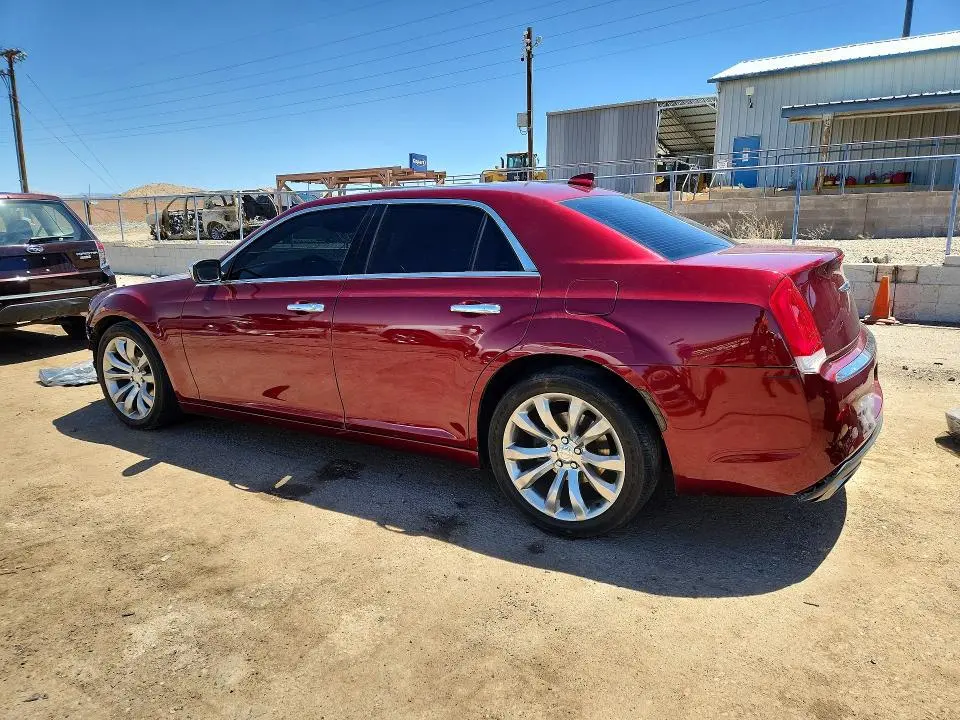 2019 CHRYSLER 300 LIMITED  