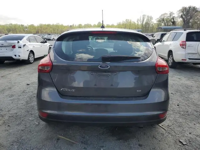 2017 FORD FOCUS SE  