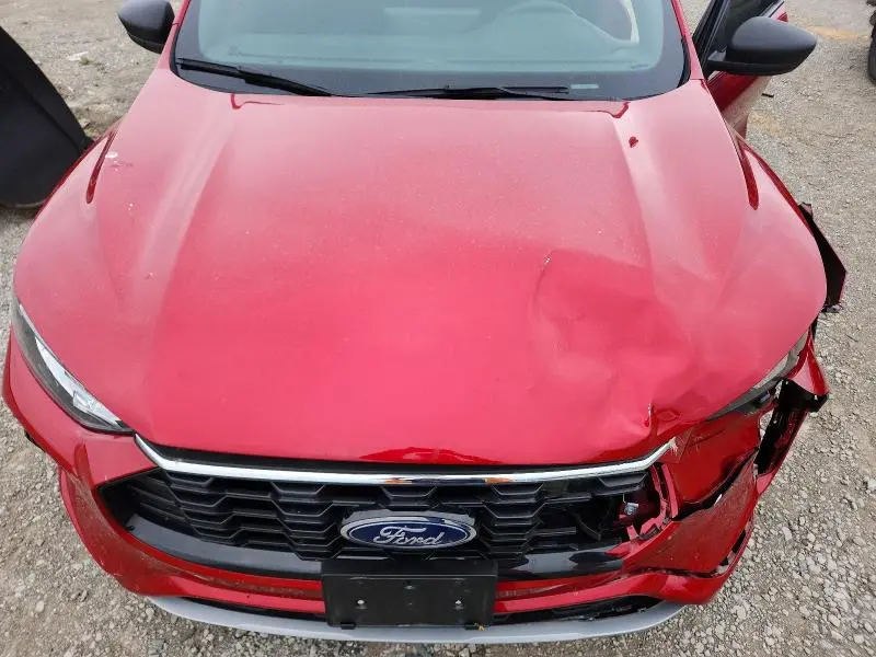 2023 FORD ESCAPE ST LINE  