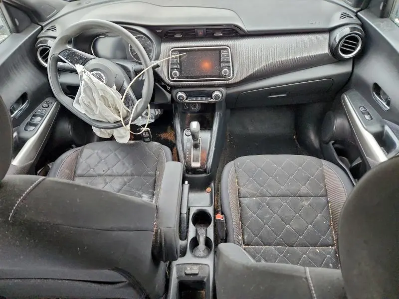 2019 NISSAN KICKS S  