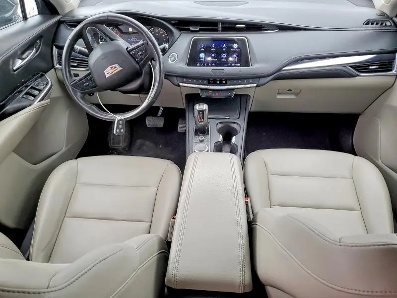 2019 CADILLAC XT4 LUXURY  