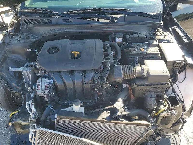 2024 KIA FORTE GT LINE  