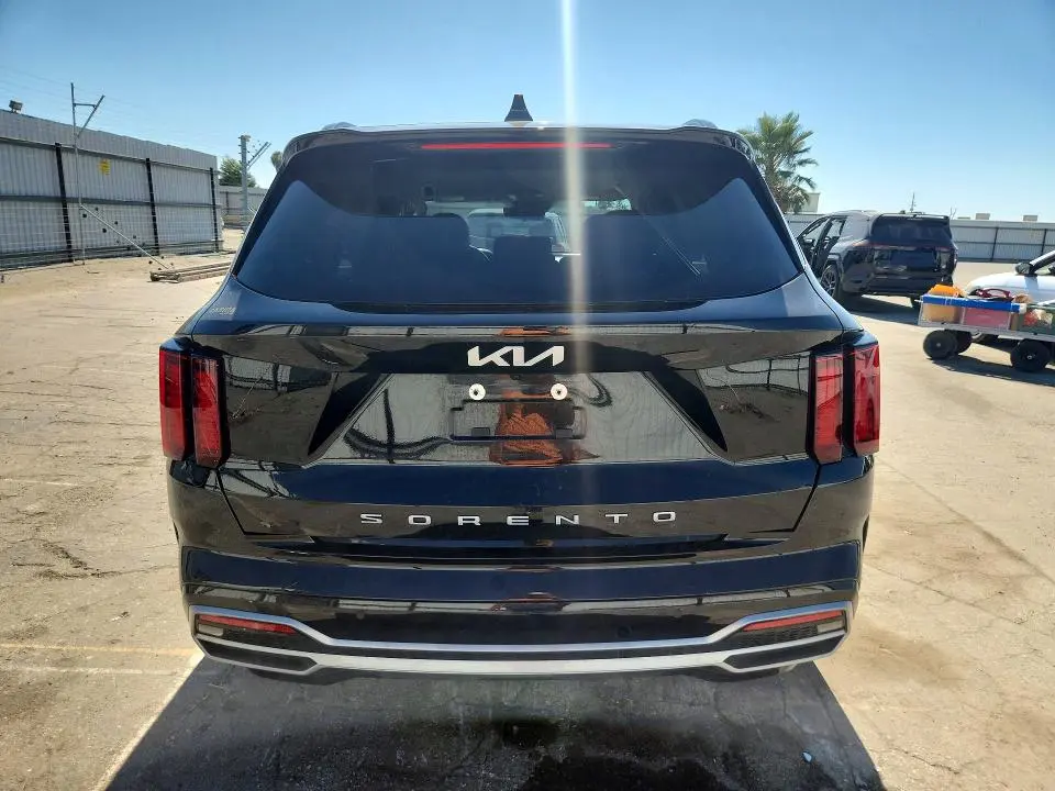 2022 KIA SORENTO S  