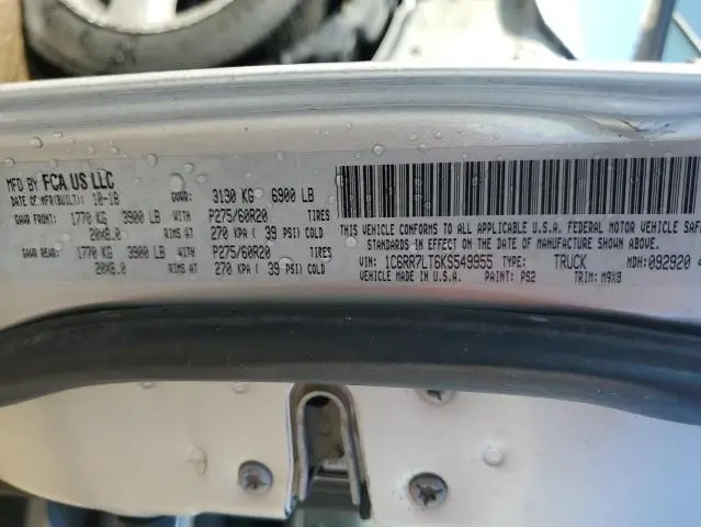 2019 RAM 1500 CLASSIC SLT  