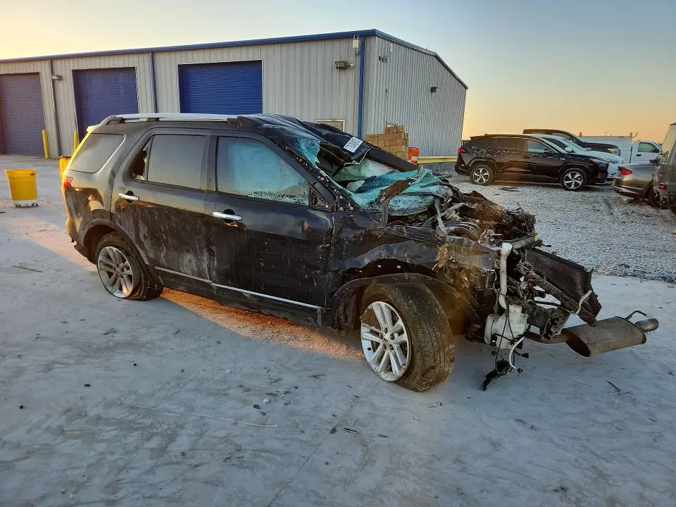 2014 FORD EXPLORER XLT  