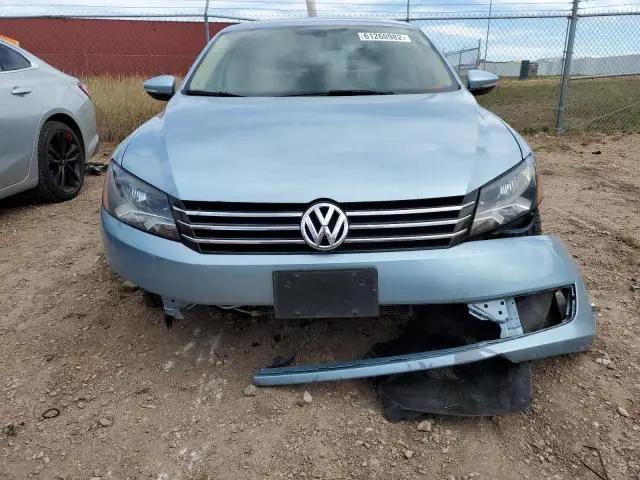 2012 VOLKSWAGEN PASSAT SE  