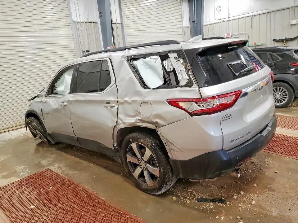 2021 CHEVROLET TRAVERSE LT  