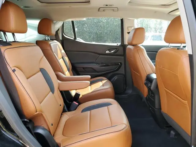 2020 GMC ACADIA AT4  