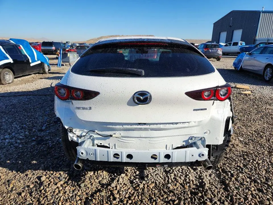 2022 MAZDA 3 PREFERRED  