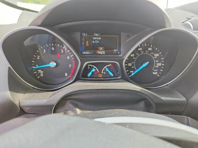 2019 FORD ESCAPE SE  