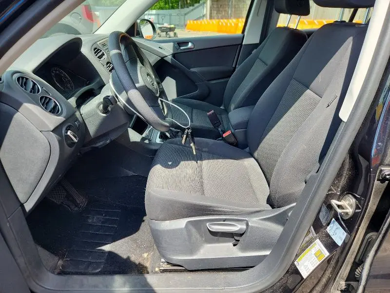 2017 VOLKSWAGEN TIGUAN S  