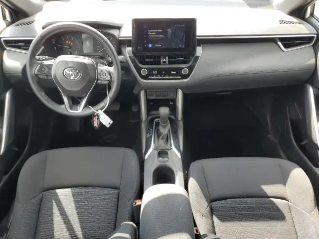 2024 TOYOTA COROLLA CROSS SE  