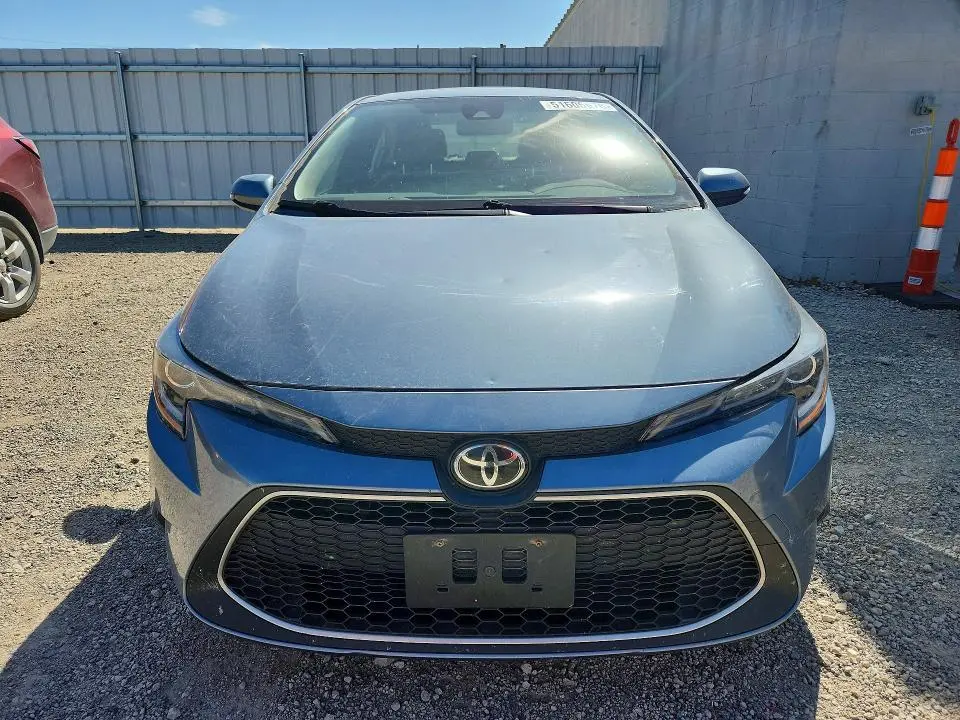 2020 TOYOTA COROLLA XLE  