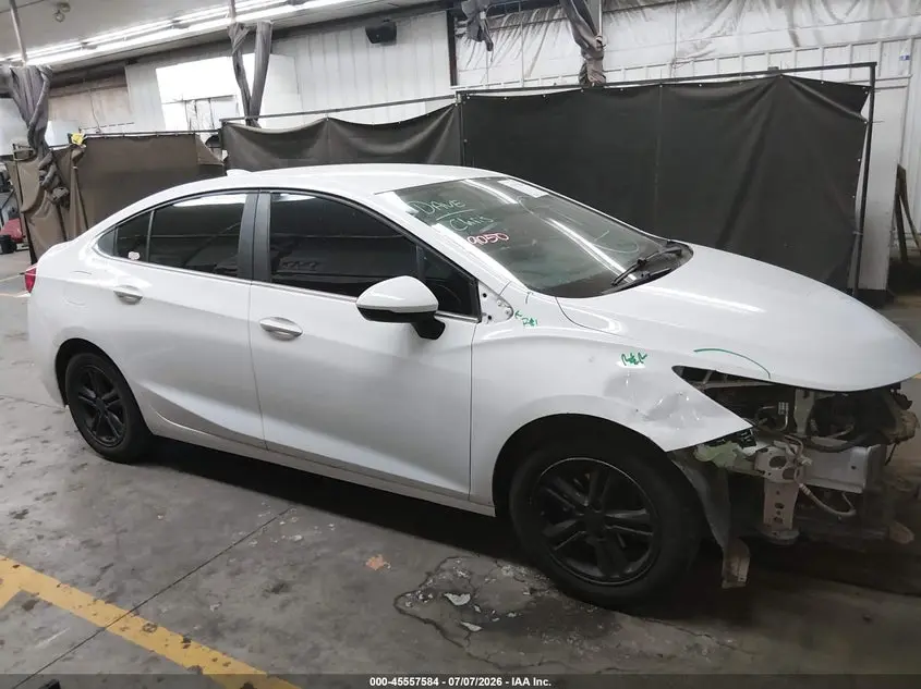 2018 CHEVROLET CRUZE LT AUTO