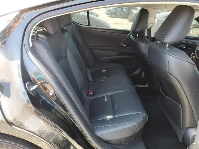 2023 LEXUS ES 300H BASE  