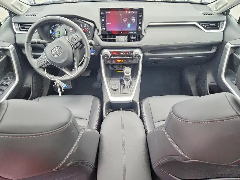 2022 TOYOTA RAV4 XLE PREMIUM  
