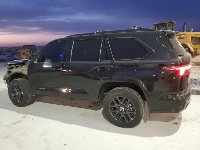 2024 TOYOTA SEQUOIA SR5  