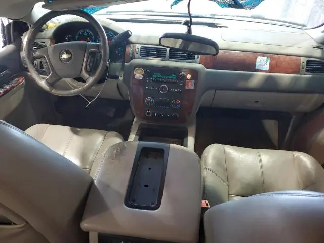 2011 CHEVROLET SUBURBAN C1500 LT  