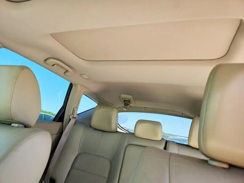 2012 NISSAN MURANO S  