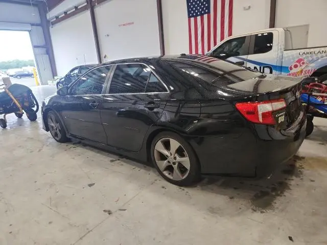 2012 TOYOTA CAMRY SE V6  