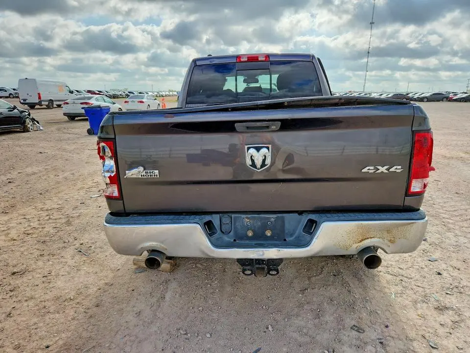 2014 RAM 1500 SLT  