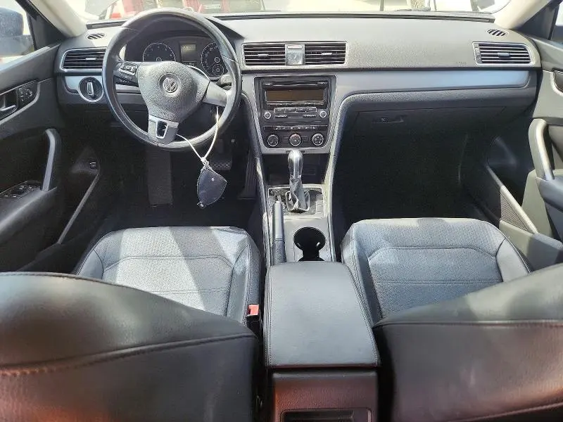 2014 VOLKSWAGEN PASSAT S  