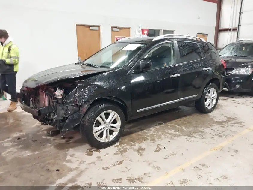 2013 NISSAN ROGUE SV