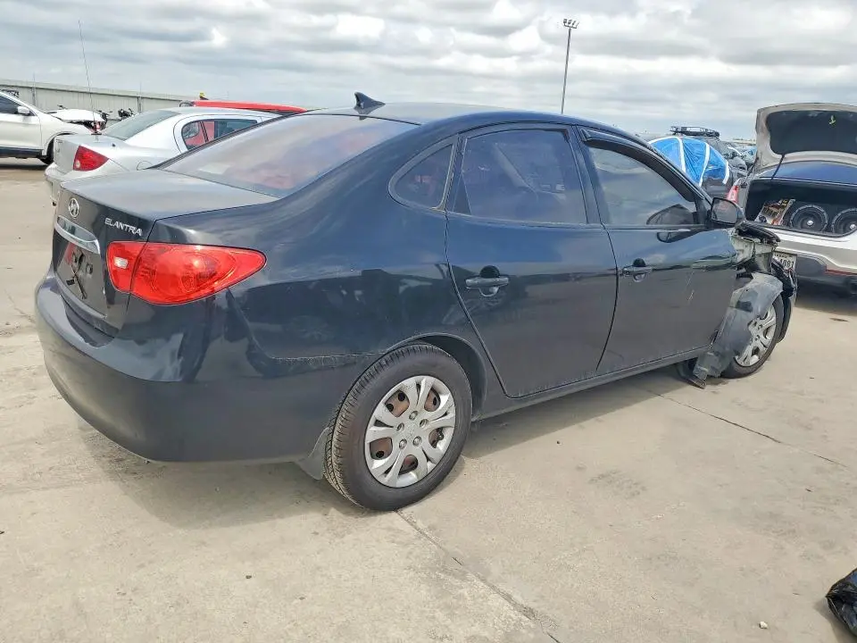 2010 HYUNDAI ELANTRA GLS  
