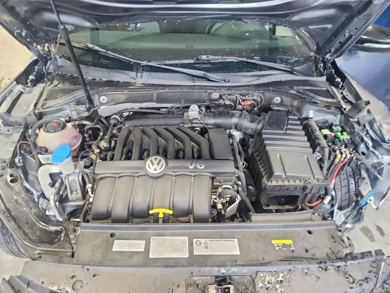 2018 VOLKSWAGEN PASSAT GT  