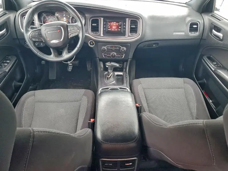 2015 DODGE CHARGER SE  