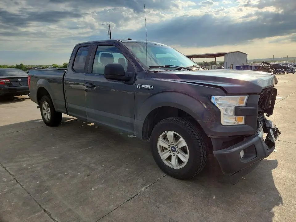 2017 FORD F150 SUPER CAB  