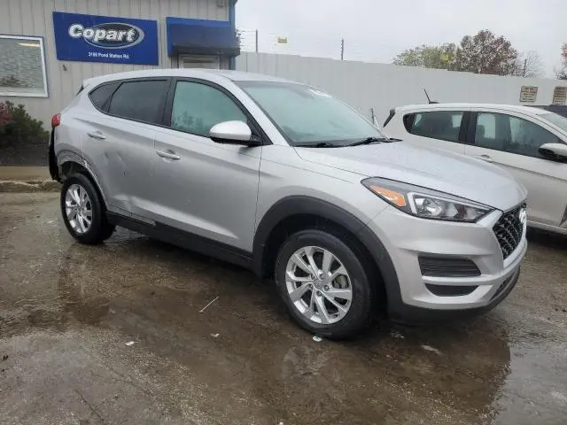 2021 HYUNDAI TUCSON SE  
