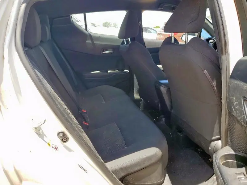 2018 TOYOTA C-HR XLE  