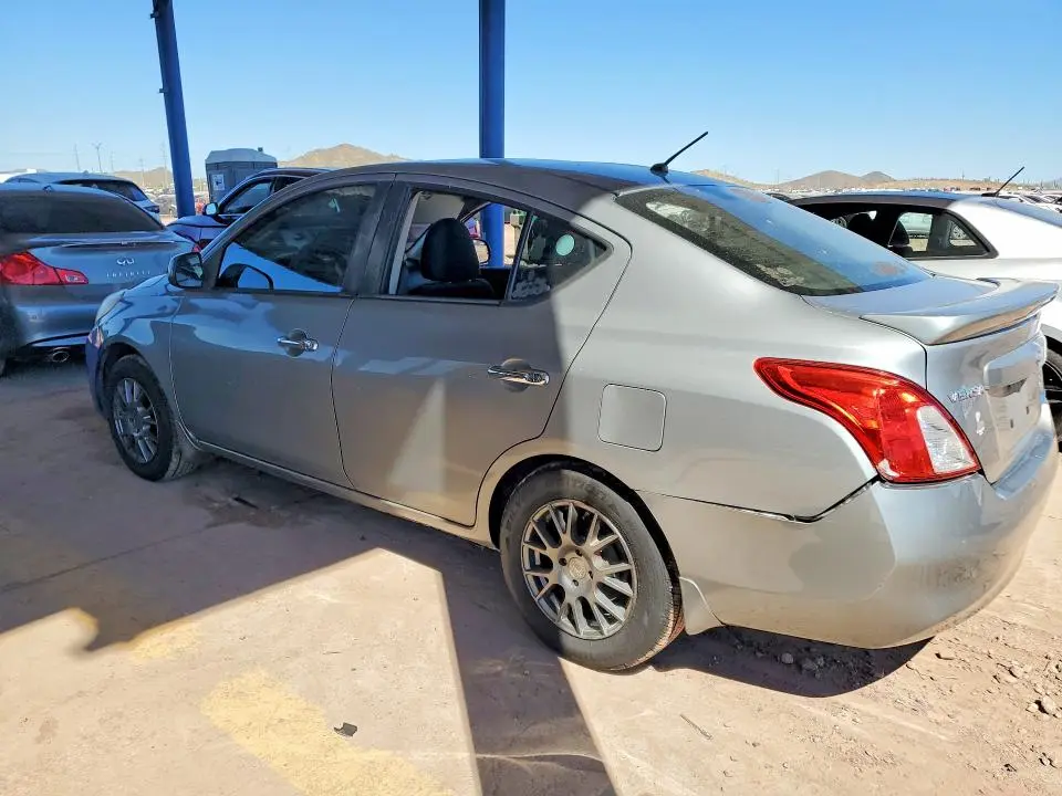 2014 NISSAN VERSA 1.6 SV  