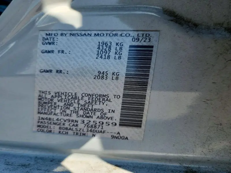 2024 NISSAN ALTIMA SR  