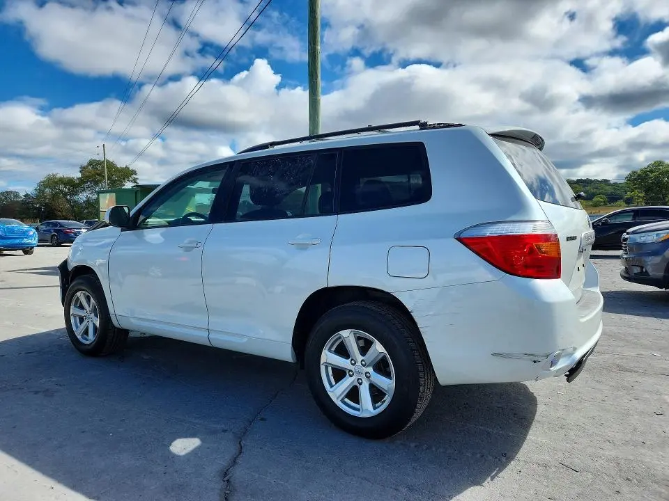 2010 TOYOTA HIGHLANDER BASE  