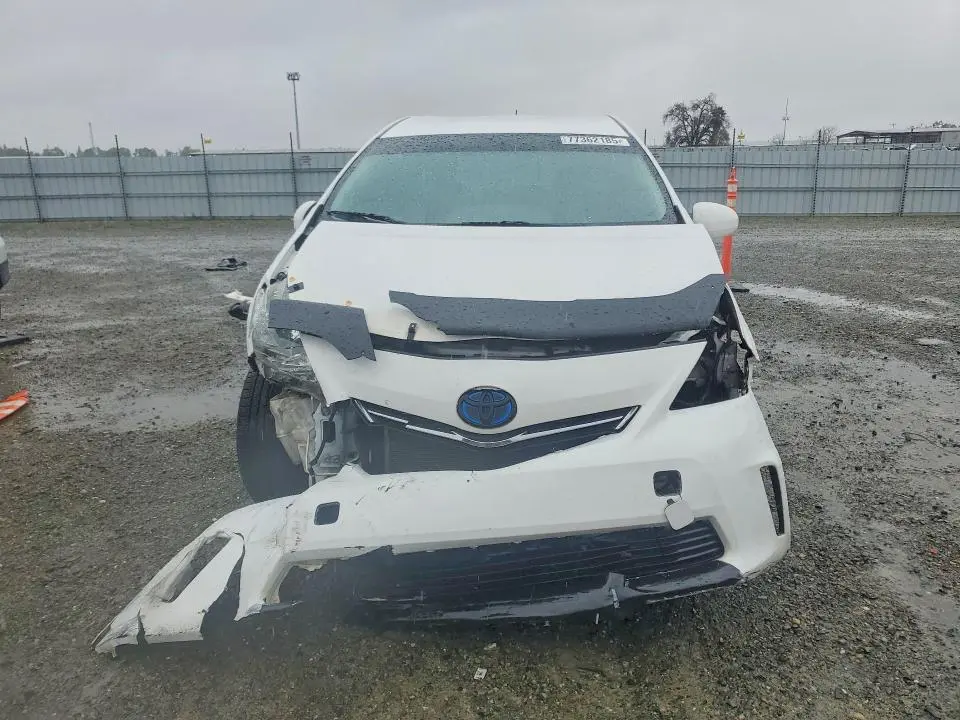 2013 TOYOTA PRIUS V   