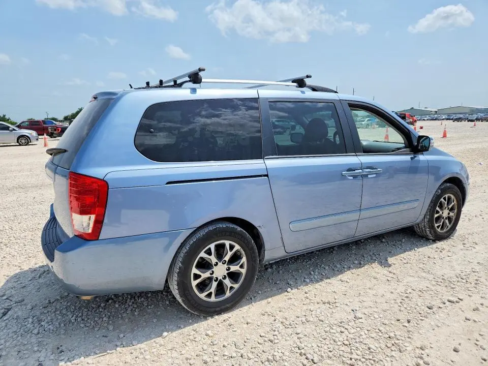 2014 KIA SEDONA LX  