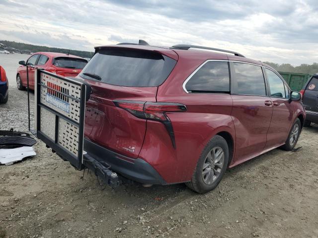 2022 TOYOTA SIENNA LE