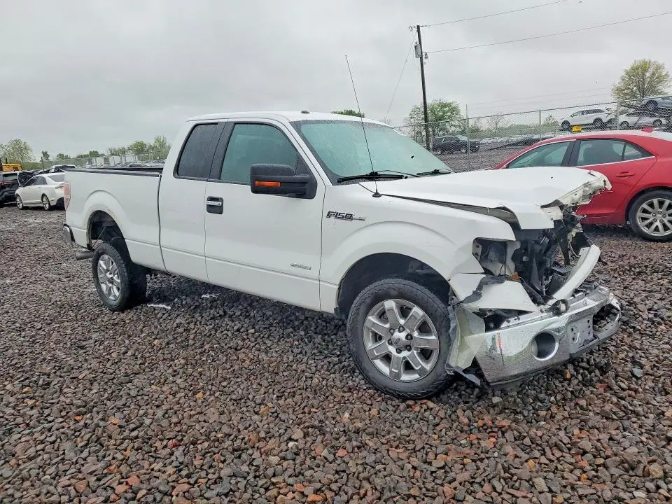 2013 FORD F150 SUPER CAB  