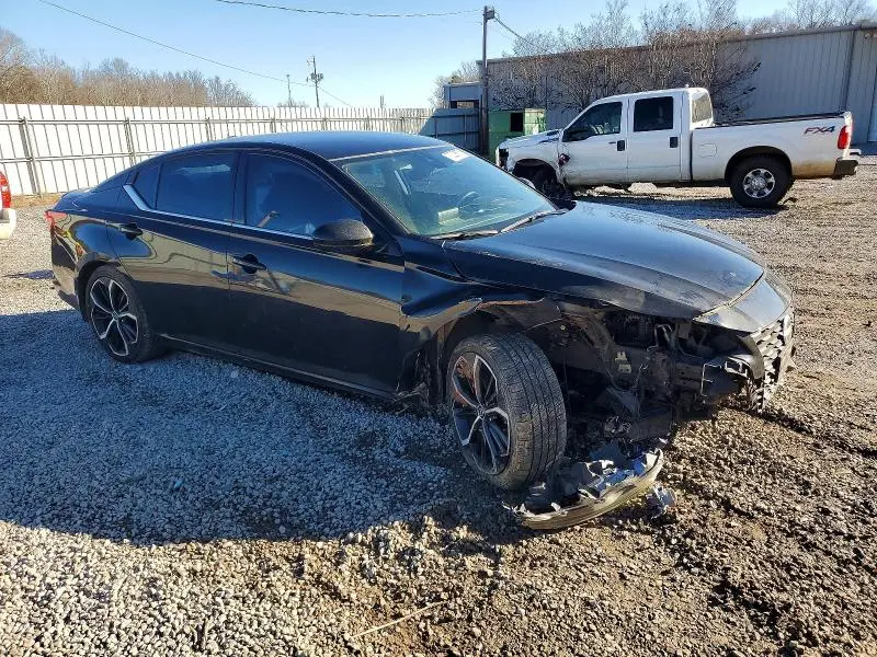 2023 NISSAN ALTIMA SR  