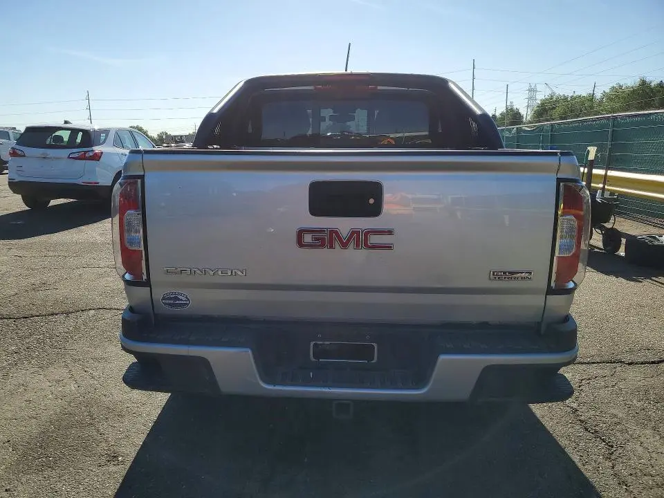 2016 GMC CANYON SLE  