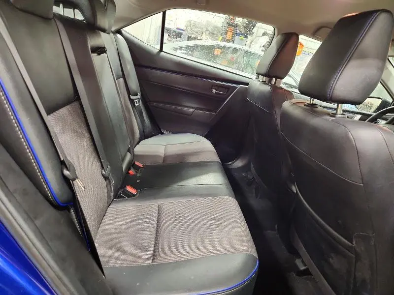2017 TOYOTA COROLLA SE  