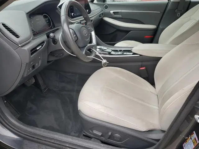 2022 HYUNDAI SONATA SEL  
