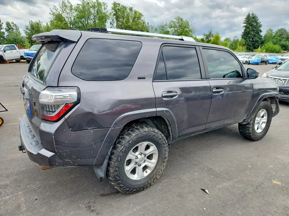 2016 TOYOTA 4RUNNER SR5  