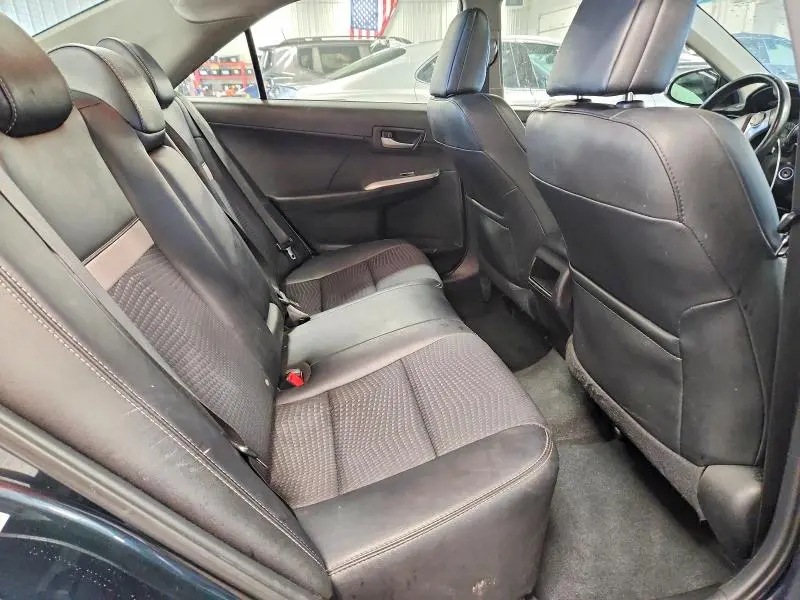 2014 TOYOTA CAMRY SE  