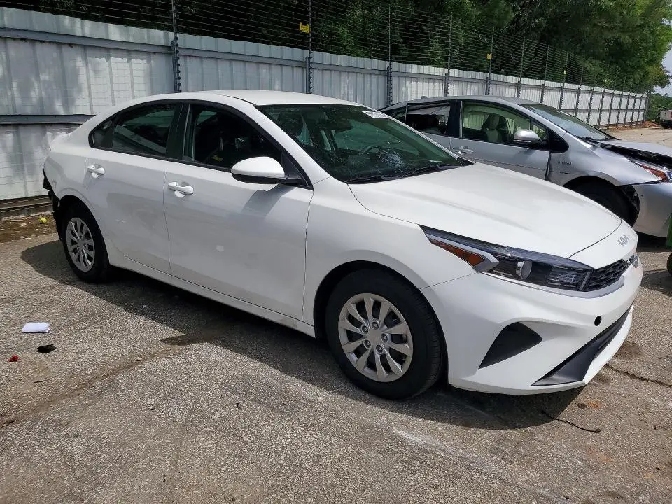 2024 KIA FORTE LX  