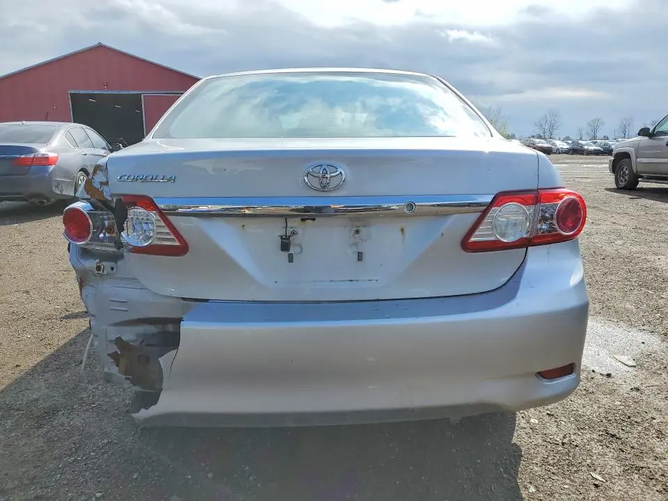 2011 TOYOTA COROLLA BASE  