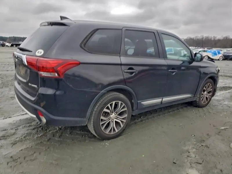 2018 MITSUBISHI OUTLANDER ES  
