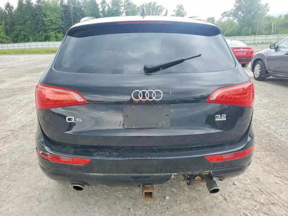 2011 AUDI Q5 PREMIUM PLUS  